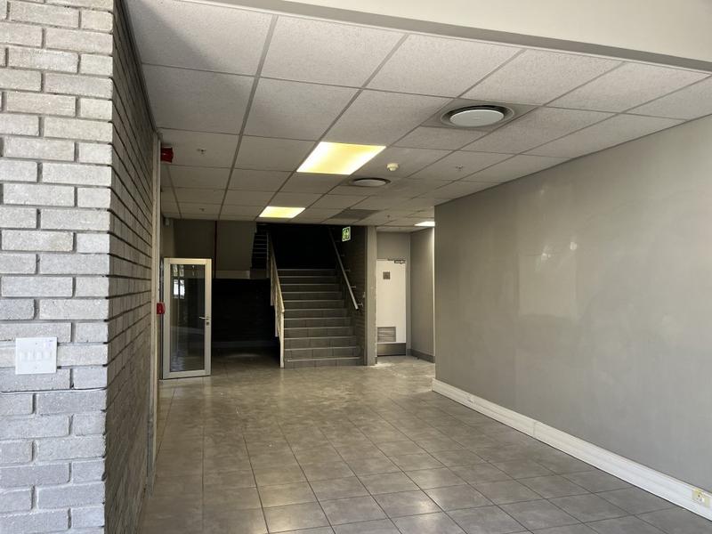 To Let Commercial Property for Rent in Montague Gardens Western Cape